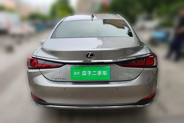 Used Lexus ES 2020 200 Excellence Edition Rear