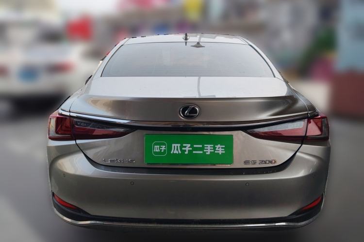 Used Lexus ES 2020 200 Excellence Edition Rear