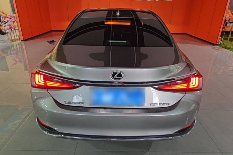 Used Lexus ES 2020 200 Excellence Edition Rear