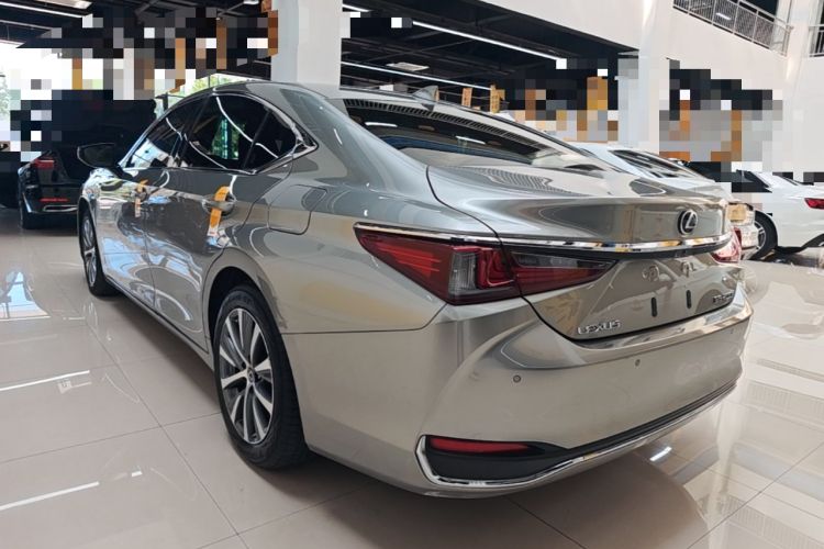 Used Lexus ES 2020 200 Excellence Edition Rear Left 45 Deg
