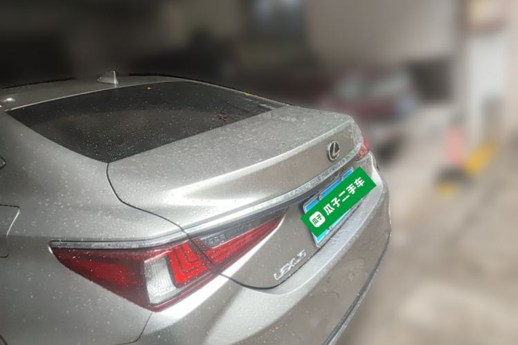 Used Lexus ES 2020 200 Excellence Edition Rear Left 45 Deg