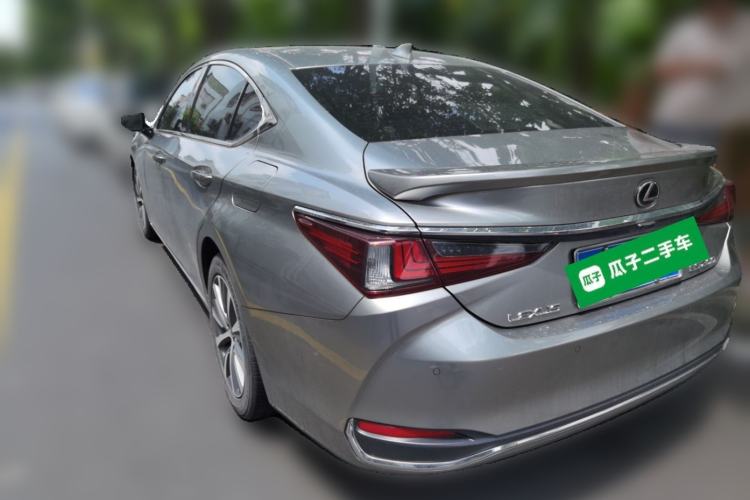 Used Lexus ES 2020 200 Excellence Edition Rear Left 45 Deg