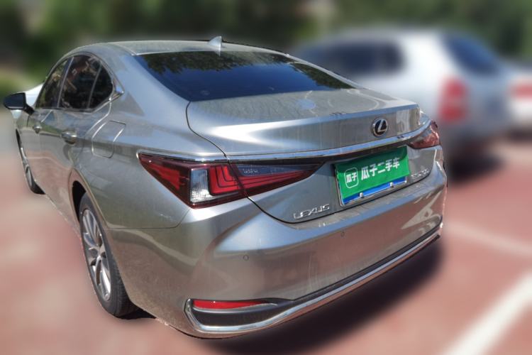 Used Lexus ES 2020 200 Excellence Edition Rear Left 45 Deg
