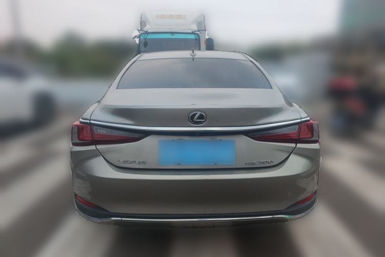Used Lexus ES 2020 200 Excellence Edition Rear
