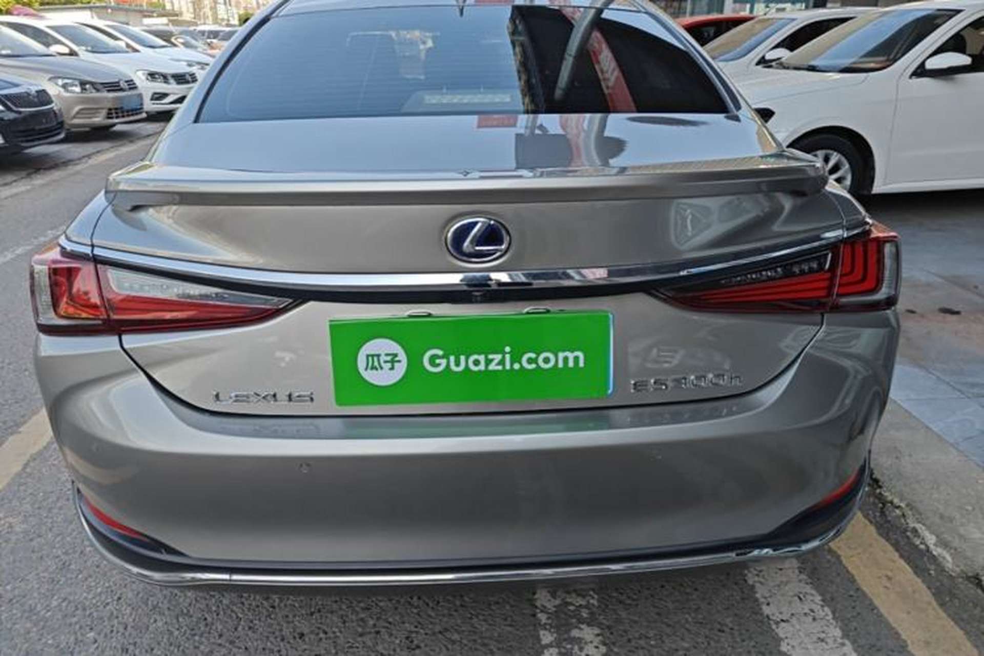 Used Lexus ES 2020 300h Premier Edition Rear