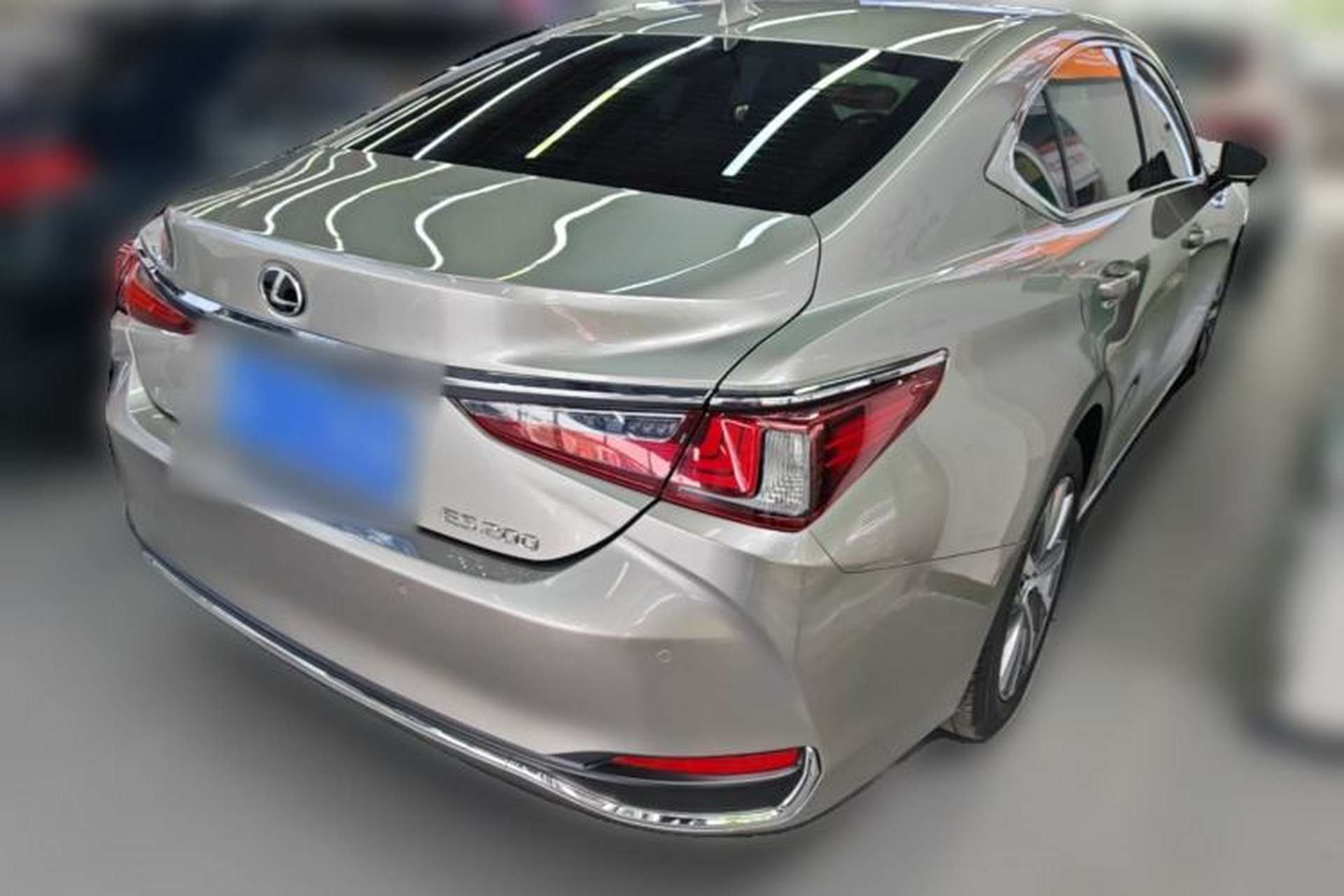 Used Lexus ES 2020 200 Excellence Edition Rear Right 45 Deg