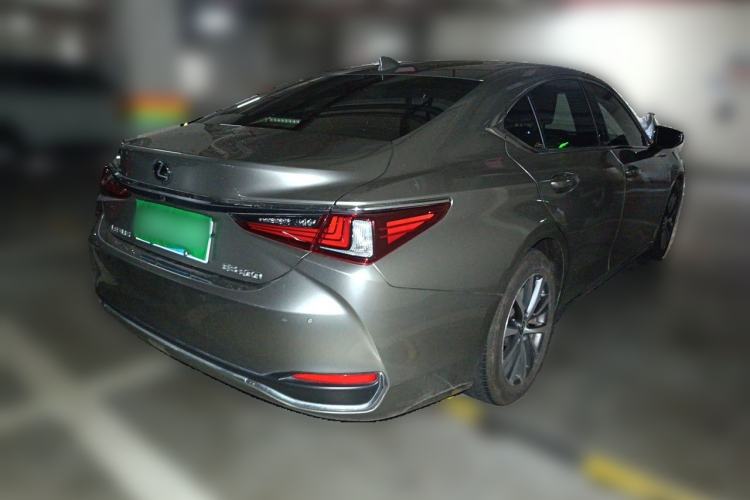 Used Lexus ES 2020 200 Excellence Edition Rear Right 45 Deg