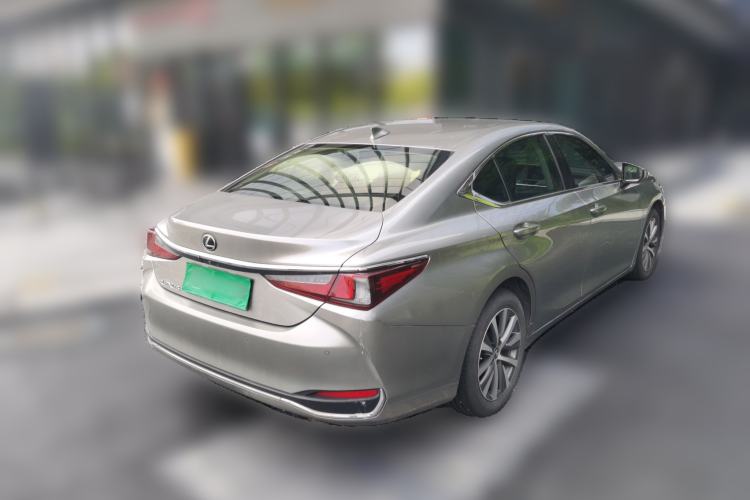 Used Lexus ES 2020 200 Excellence Edition Rear Right 45 Deg
