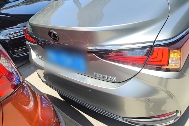 Used Lexus ES 2020 200 Excellence Edition Rear
