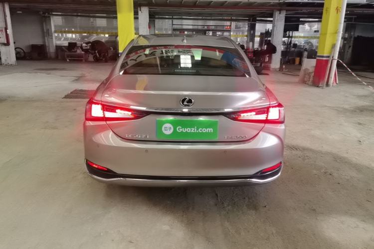 Used Lexus ES 2020 200 Excellence Edition Rear