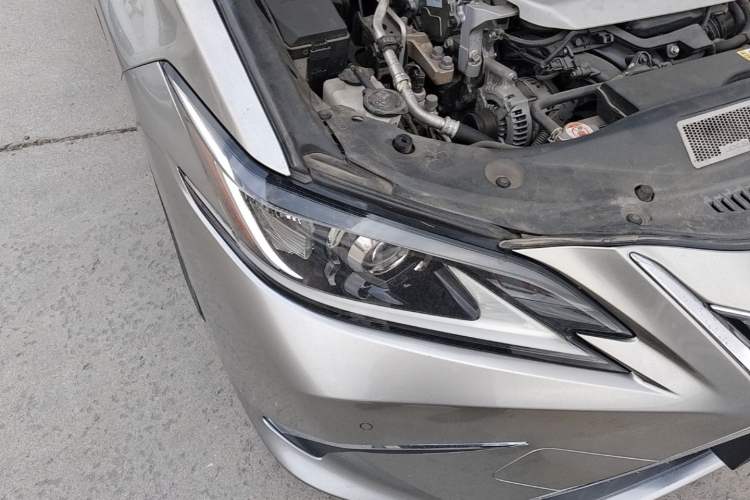 Used Lexus ES 2020 200 Excellence Edition Right Front Headlight