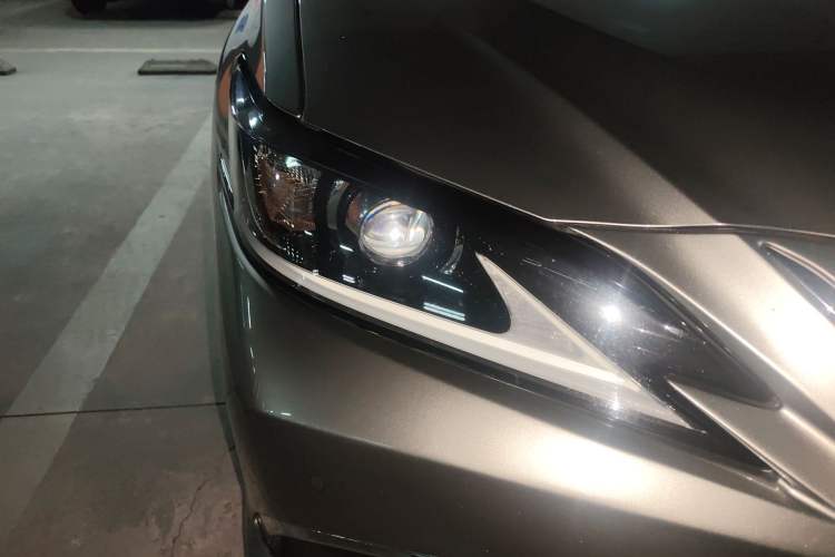 Used Lexus ES 2020 200 Excellence Edition Right Front Headlight