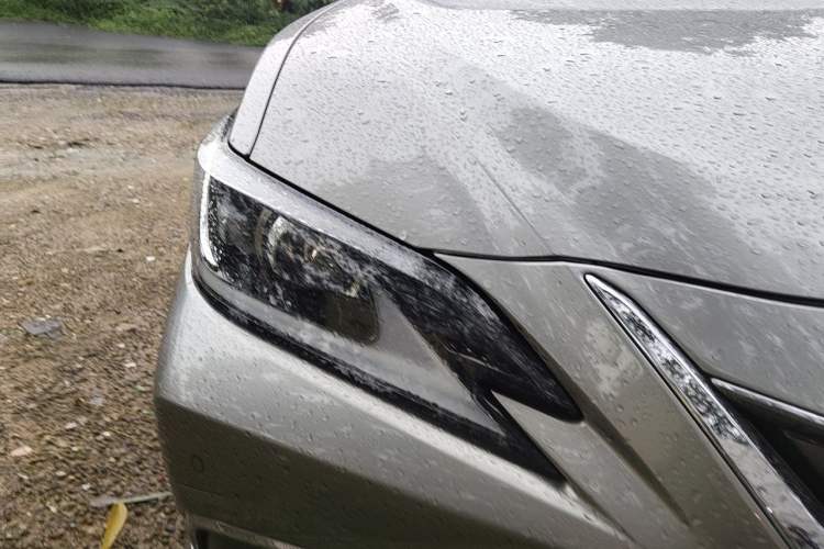 Used Lexus ES 2020 300h Premier Edition Right Front Headlight