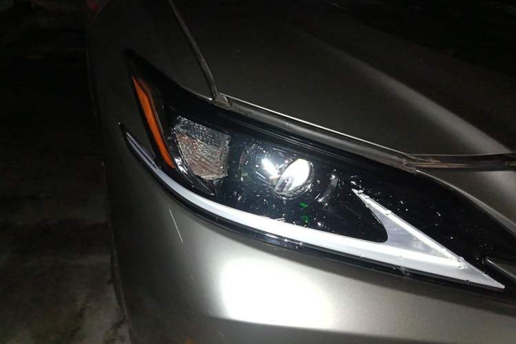 Used Lexus ES 2020 200 Excellence Edition Right Front Headlight