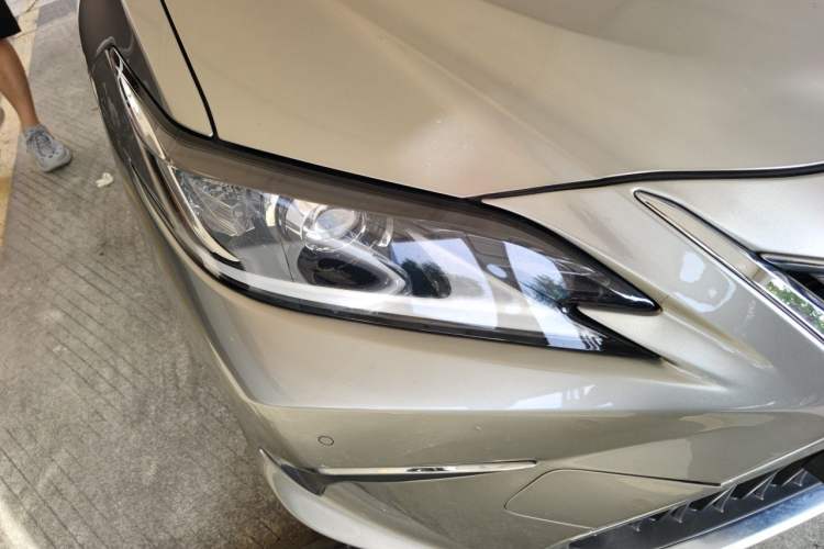 Used Lexus ES 2020 200 Excellence Edition Right Front Headlight