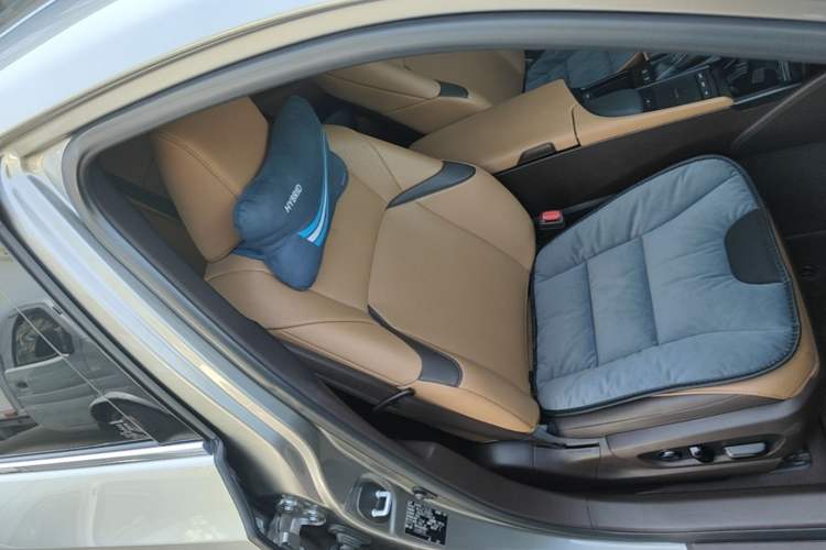 Used Lexus ES 2020 200 Excellence Edition Right Front Seat