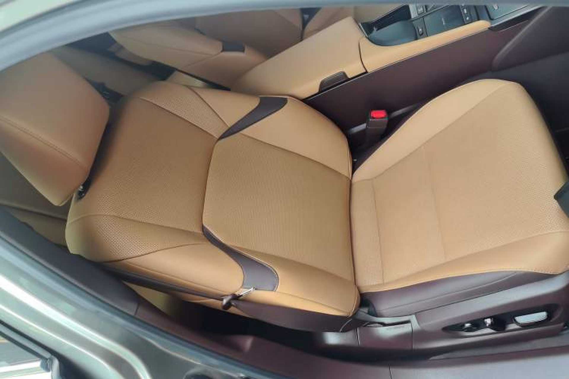 Used Lexus ES 2020 200 Excellence Edition Right Front Seat