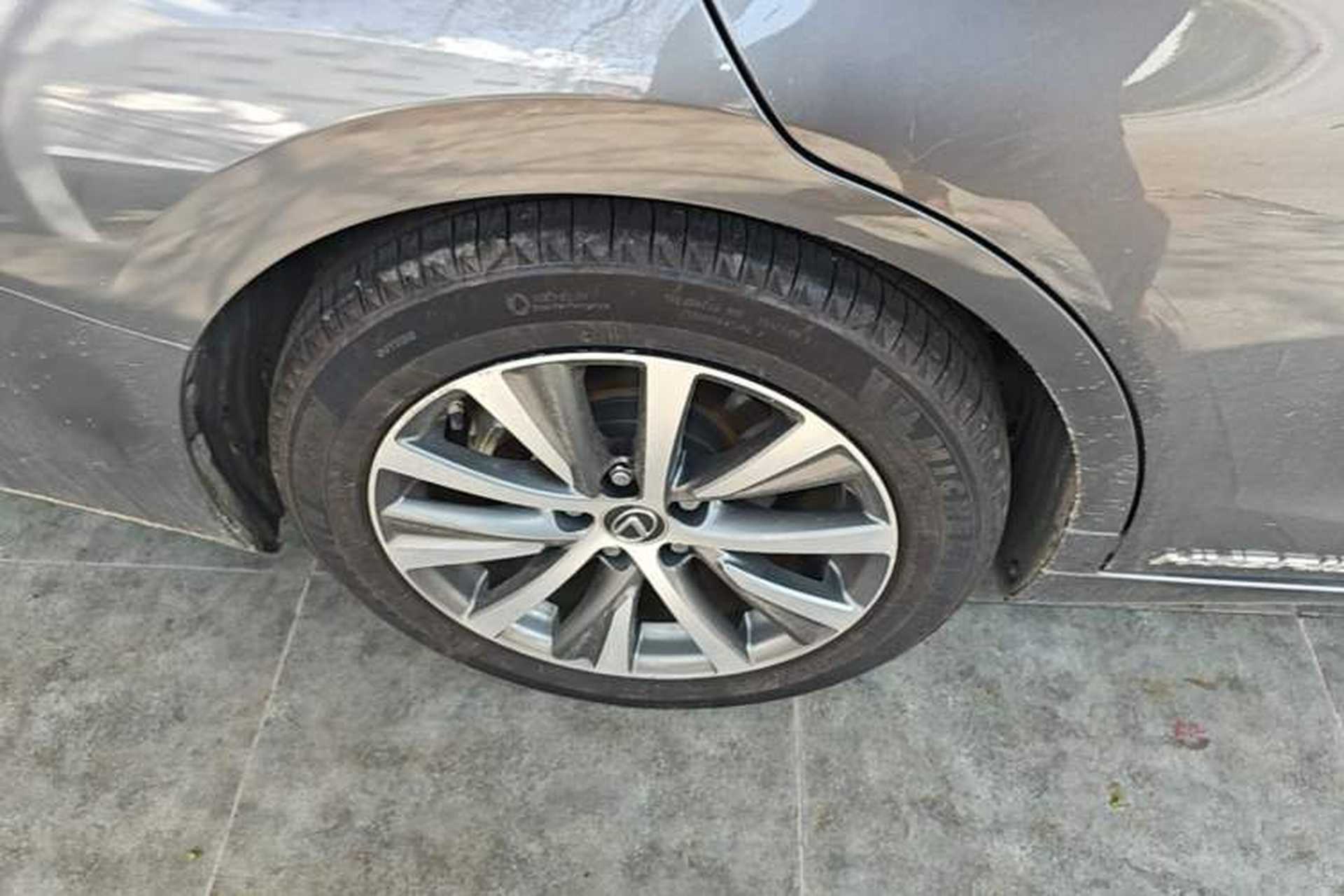Used Lexus ES 2020 300h Premier Edition Right Rear Wheel Hub