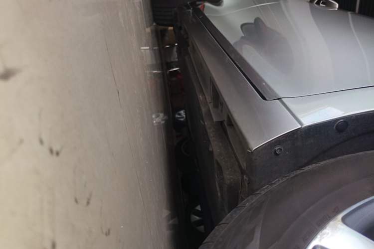 Used Lexus ES 2020 200 Excellence Edition Right Side Sill