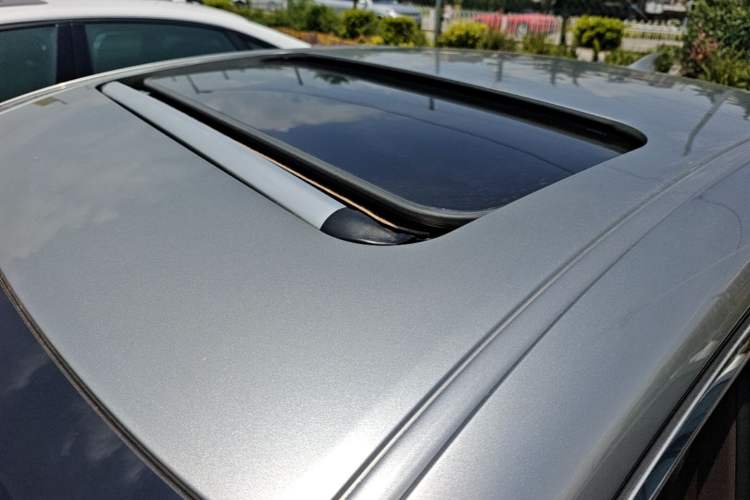 Used Lexus ES 2020 200 Excellence Edition Roof