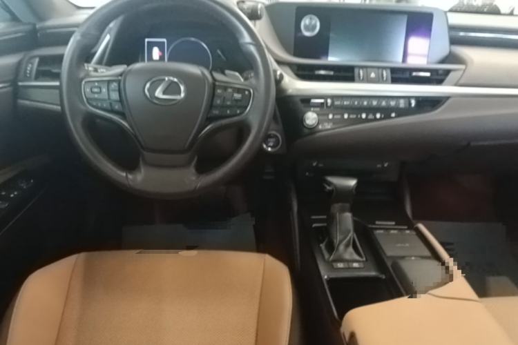 Used Lexus ES 2020 300h Premier Edition Steering Wheel