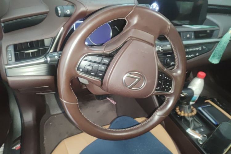 Used Lexus ES 2020 200 Excellence Edition Steering Wheel