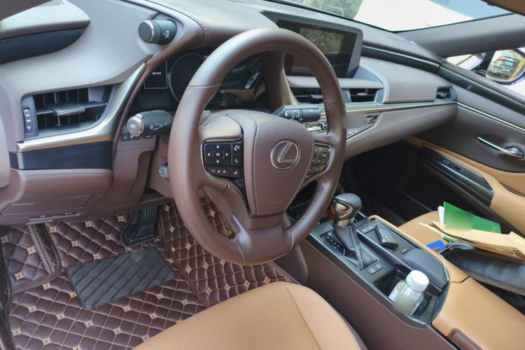 Used Lexus ES 2020 200 Excellence Edition Steering Wheel