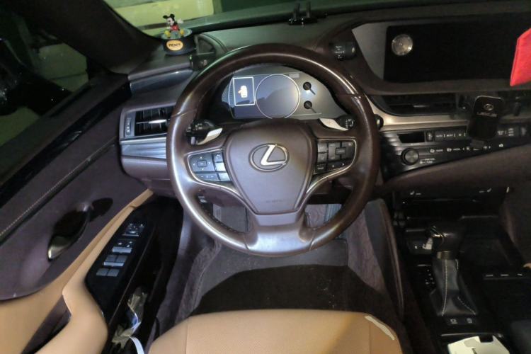 Used Lexus ES 2020 200 Excellence Edition Steering Wheel