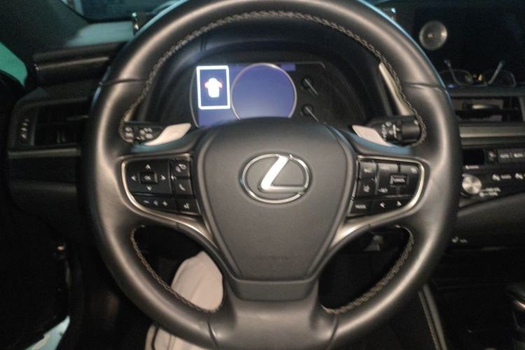 Used Lexus ES 2020 300h Premier Edition Steering Wheel