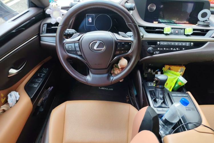 Used Lexus ES 2020 200 Excellence Edition Steering Wheel