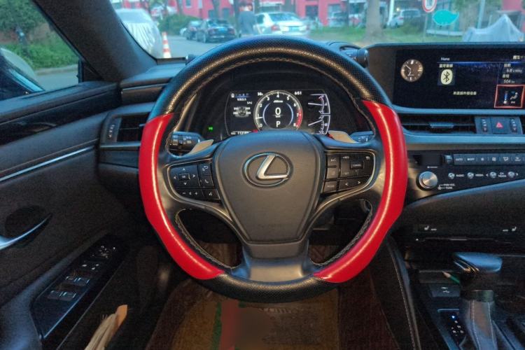 Used Lexus ES 2020 200 Excellence Edition Steering Wheel