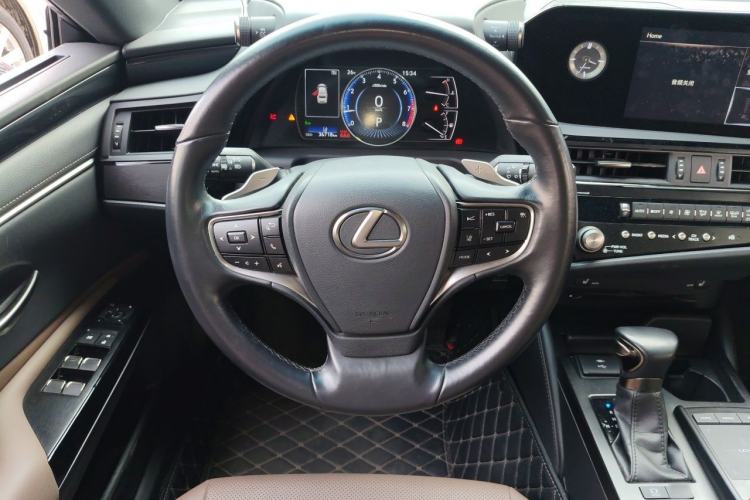Used Lexus ES 2020 200 Excellence Edition Steering Wheel