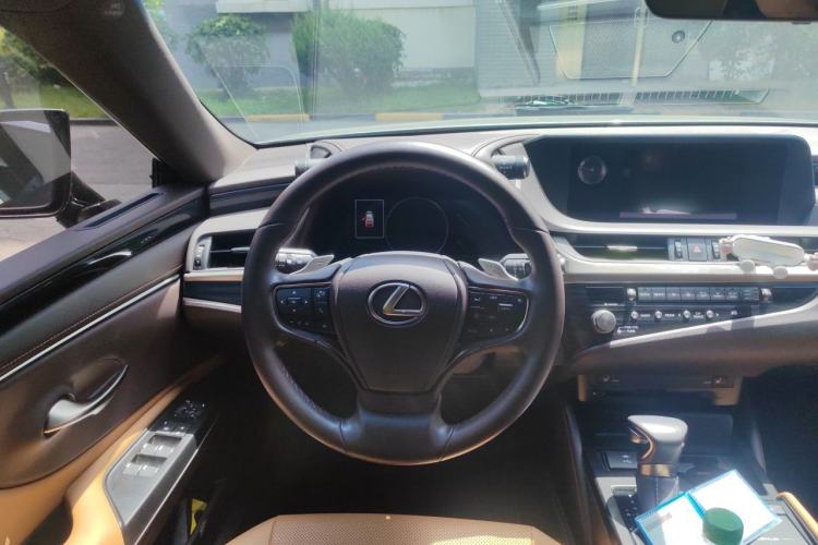Used Lexus ES 2020 200 Excellence Edition Steering Wheel