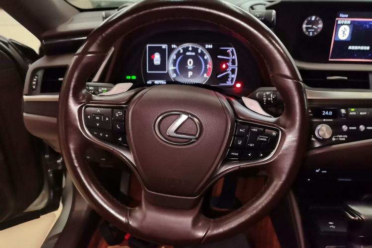 Used Lexus ES 2020 200 Excellence Edition Steering Wheel