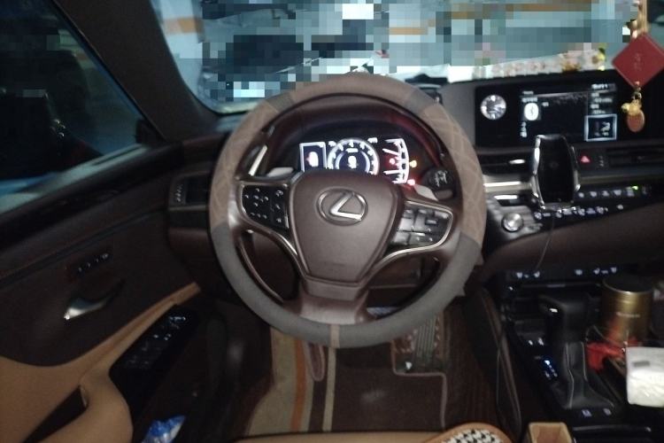 Used Lexus ES 2020 200 Luxury Edition Steering Wheel