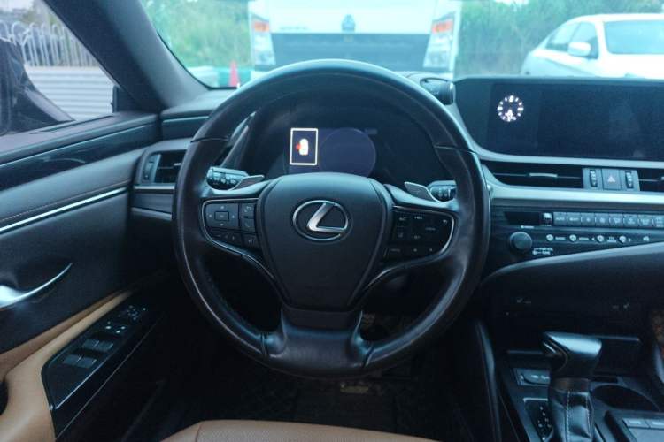 Used Lexus ES 2020 200 Excellence Edition Steering Wheel