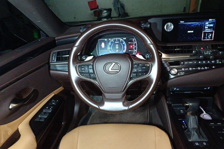 Used Lexus ES 2020 200 Excellence Edition Steering Wheel