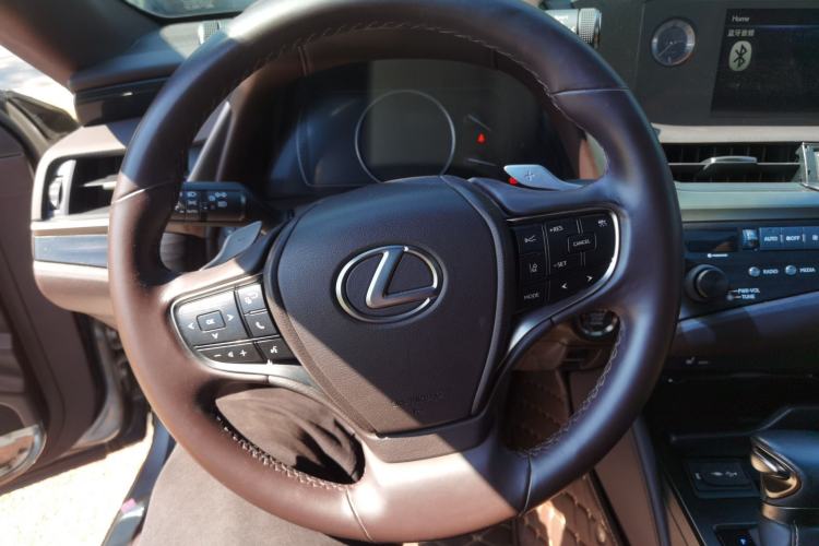 Used Lexus ES 2020 200 Excellence Edition Steering Wheel