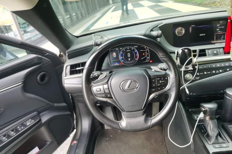 Used Lexus ES 2020 200 Excellence Edition Steering Wheel