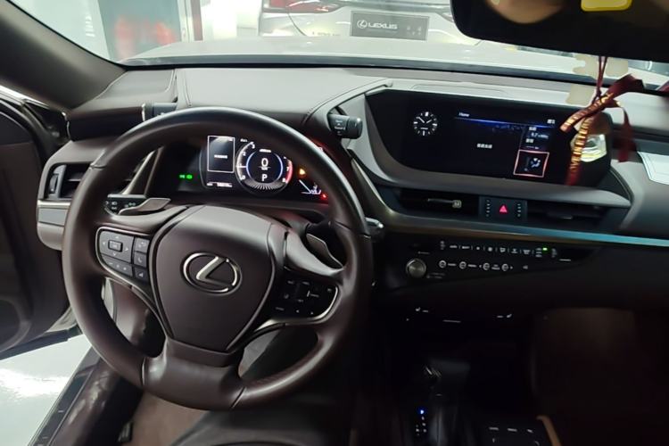 Used Lexus ES 2020 200 Excellence Edition Steering Wheel