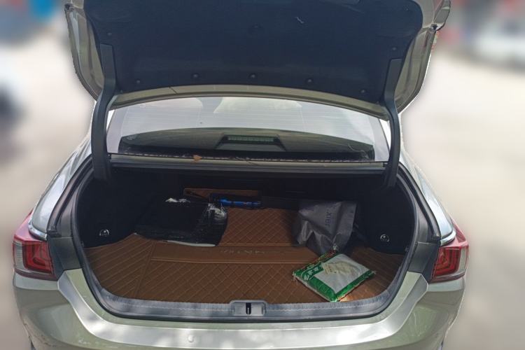 Used Lexus ES 2020 200 Excellence Edition Trunk