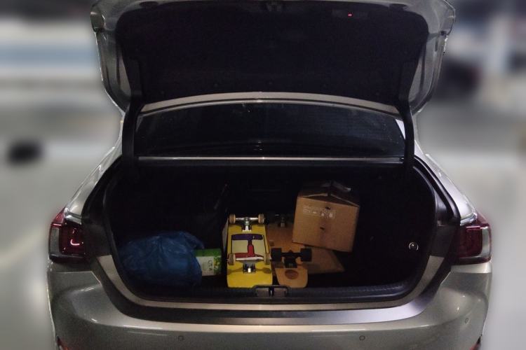 Used Lexus ES 2020 300h Premier Edition Trunk