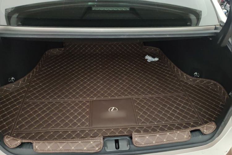 Used Lexus ES 2020 200 Excellence Edition Trunk
