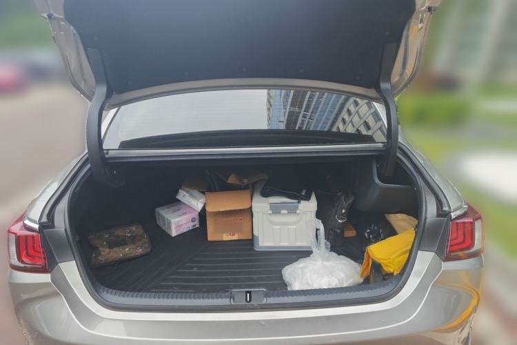 Used Lexus ES  Trunk