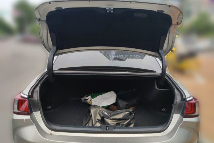 Used Lexus ES 2020 200 Excellence Edition Trunk
