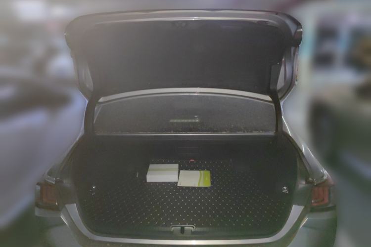 Used Lexus ES 2020 300h Premier Edition Trunk