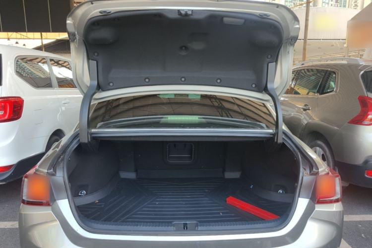 Used Lexus ES 2020 200 Excellence Edition Trunk
