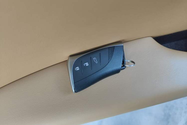 Used Lexus ES 2020 200 Excellence Edition Vehicle Key