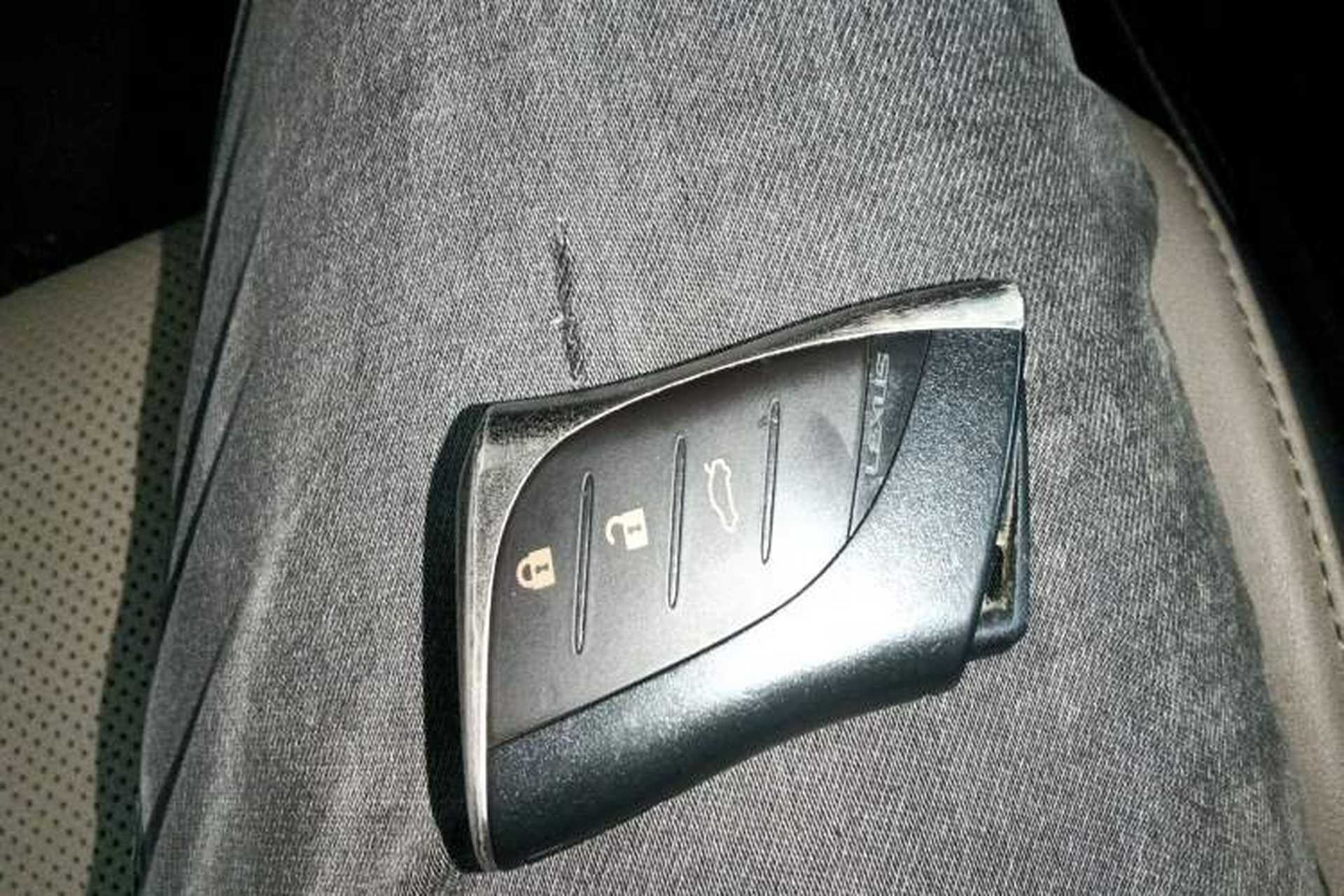Used Lexus ES 2020 300h Premier Edition Vehicle Key