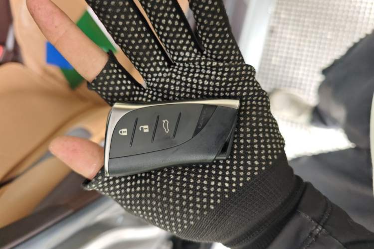 Used Lexus ES 2020 200 Luxury Edition Vehicle Key